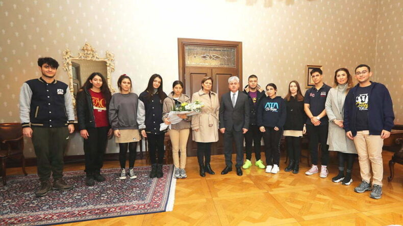 Geleceğin Teminatı Olan Gençlerimizden, Vali Doğan’a Ziyaret