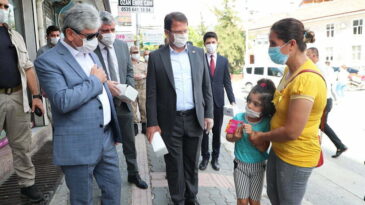 Vali Doğan Samandağ’da Covid-19 Denetimi Yaptı