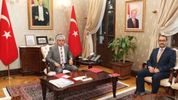 DR. HAMBOLAT’TAN  VALİ DOĞAN’A ZİYARET