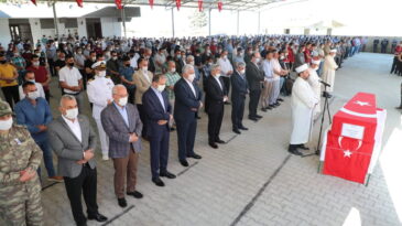Hatay Şehidini Son Yolculuğuna Uğurladı