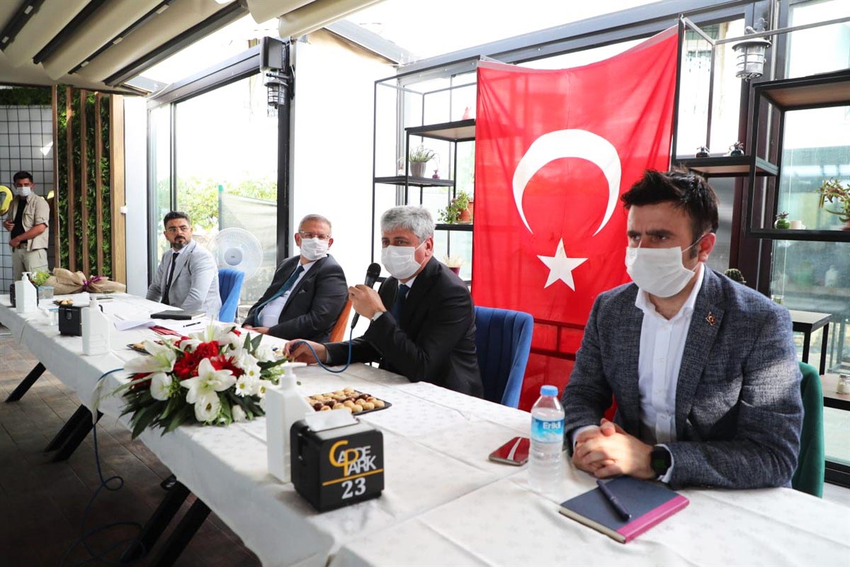 Vali Rahmi Doğan, Muhtarlarla Buluştu