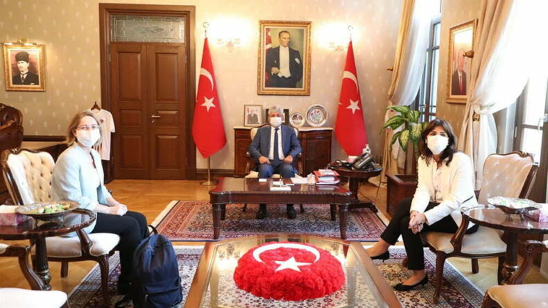 Vali Doğan Sabancı Vakfı’nı Kabul Etti