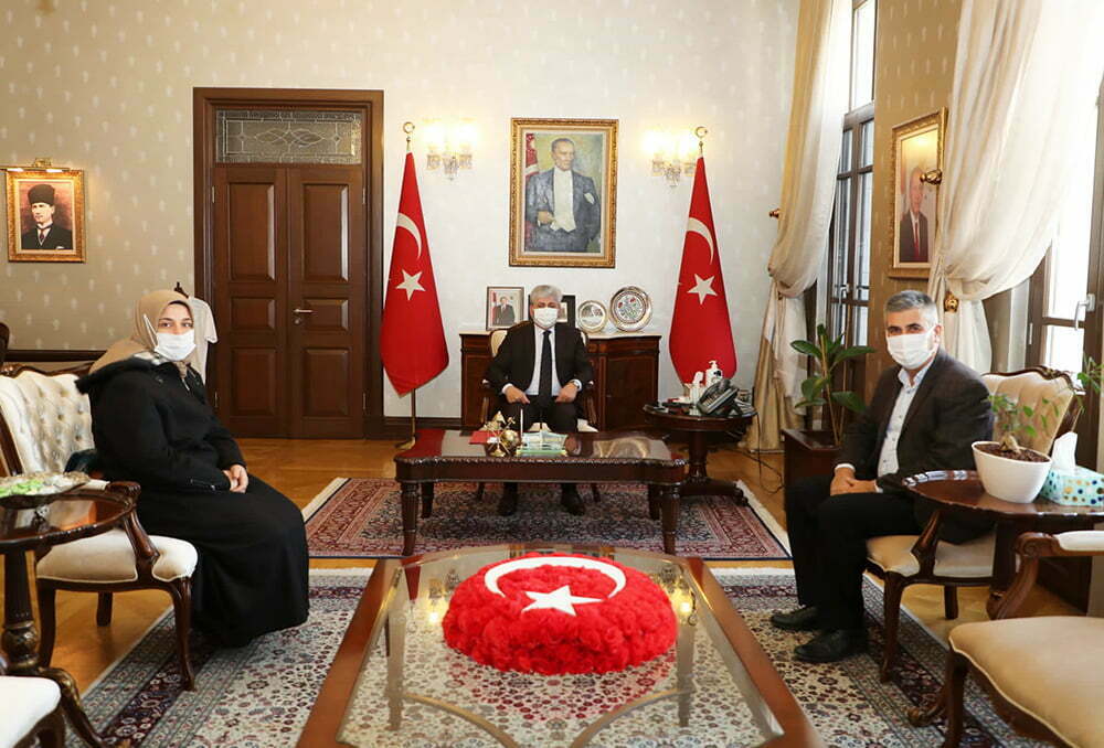 Şehit Ailesinden Vali Doğan’a Ziyaret