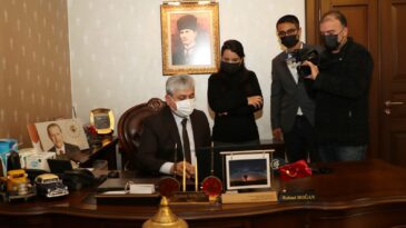 Vali Doğan, “AA Yılın Fotoğrafları” Oylamasına Katıldı