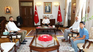 Şehit Jandarma Uzman Çavuş Uçar’ın Ailesinden, Vali Doğan’a Ziyaret