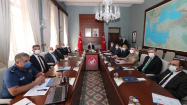 Vali Doğan Başkanlığında, Üniversite Güvenlik ve Koordinasyon Toplantısı Yapıldı