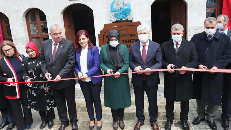 Vali Doğan, Hatay Kadın Kooperatifleri Satış Mağazası’nın Açılışı Törenine Katıldı