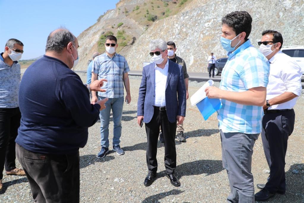 VALİ DOĞAN SAMANDAĞ- ARSUZ YOLUNDA İNCELEMELERDE BULUNDU