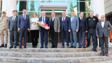 Vali Doğan, Reyhanlı Ticaret ve Sanayi Odası Meclis Toplantısına Katıldı