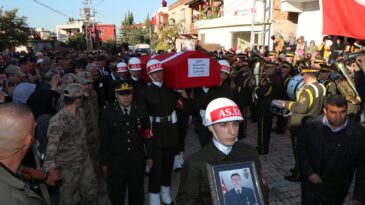 Hatay Barış Pınarı Şehidine Veda Etti