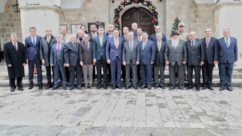 Vali Doğan Noel Bayramı’nı Kutladı