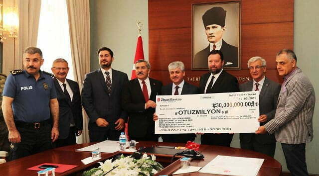 Meclis Binası ve Adalı Konağı Tapu Teslim Töreni Yapıldı