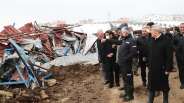 Vali Doğan, Hassa’da İncelemelerde Bulundu