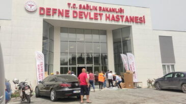 Defne Devlet Hastanesi hasta kabulüne başladı