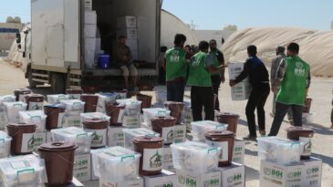 Dera ve Kuneytra’dan tahliye edilen ailelere insani yardım