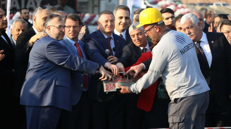 ANTAKYA SEBZE VE MEYVE HALİNİN TEMELİ ATILDI