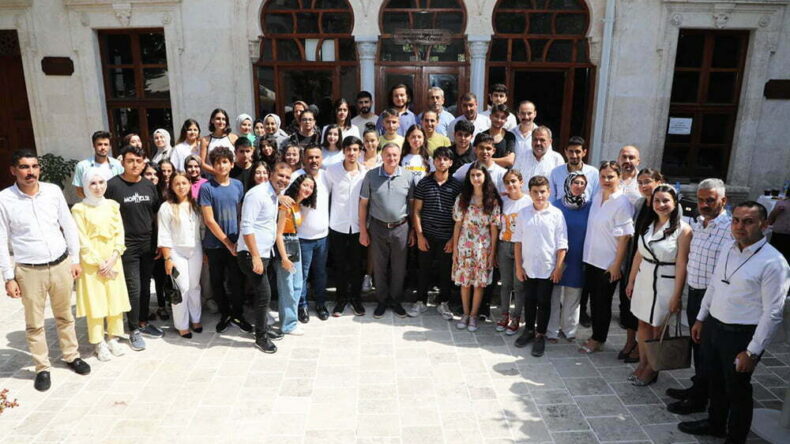 HBB İLE SINAVA HAZIRLANAN ÖĞRENCİLERDEN GURUR TABLOSU