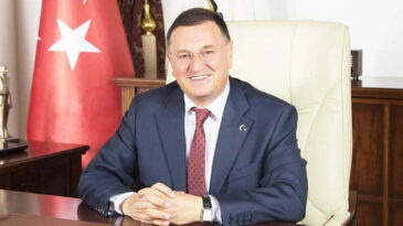 SAVAŞ: ARTIK BELEDİYE BAŞKANLARI BÖLGENİN YOL GÖSTERİCİSİ OLMAK ZORUNDA