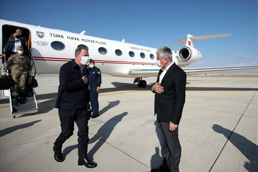 Bakan Hulusi Akar ve komutanlar Hatay’da incelemelerde bulundu