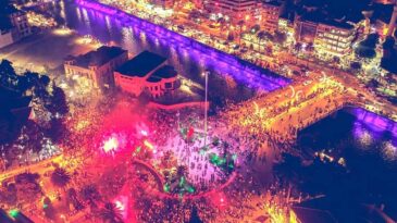 Şampiyonluk sabaha kadar kutlandı