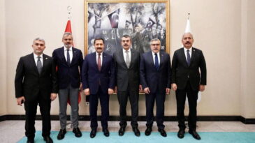 HATAY HEYETİNDEN BAKAN TEKİN’E ZİYARET