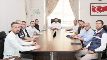 VALİ MASATLI TOPLU TAŞIMADAKİ SORUNLARI DİNLEDİ