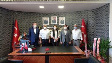 AK PARTİ’DEN BAŞKAN ADAL’A HAYIRLI OLSUN ZİYARETİ