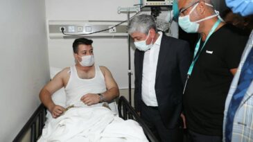 Vali Doğan yaralıları ziyaret etti