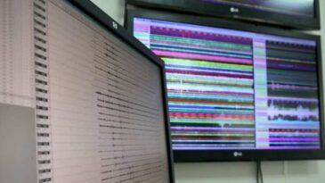 Hatay’da peş peşe depremler