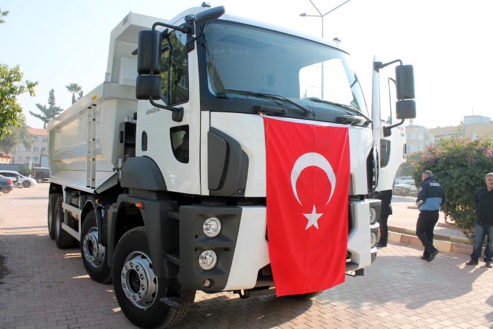Reyhanlı Belediyesi’ne yeni araç