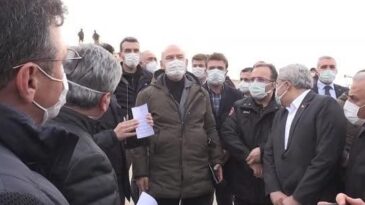 İçişleri Bakanı Süleyman Soylu İdlib’de yapımı süren briket evleri inceledi