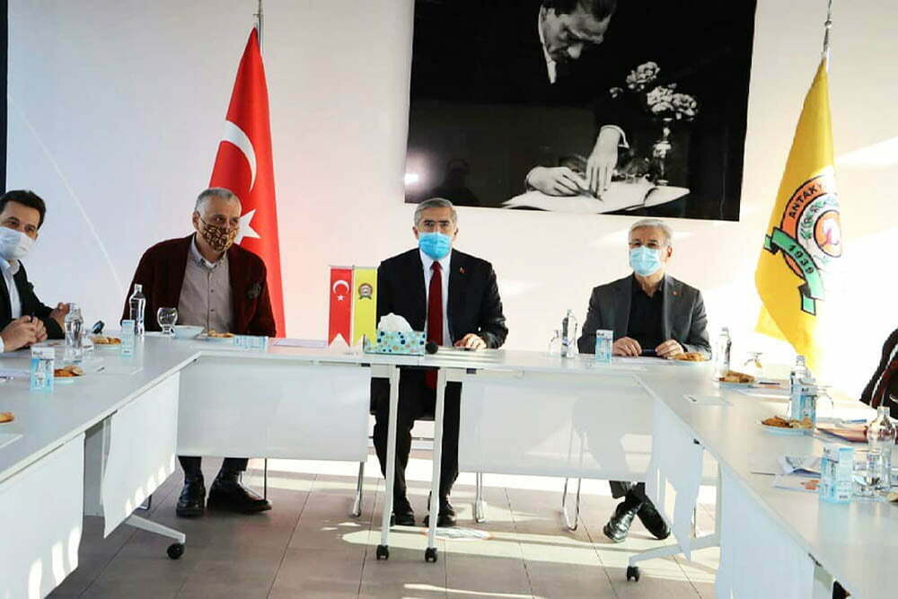 Turizm Sorunları ve Çözüm Önerileri masaya yatırıldı