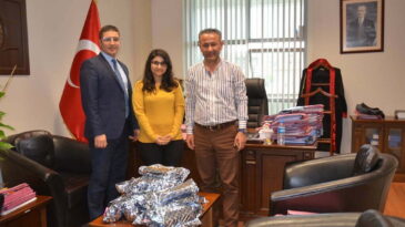 Uzlaştırma görüşmeleri sonucunda  okula kırtasiye malzemesi bağışlandı