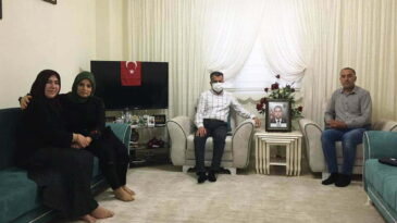 Başkan Hacıoğlu iftarını  şehit ailesiyle birlikte yaptı