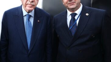 BAŞKAN YUMUŞAK’TAN ÖZGÜR ÖZEL’E TEPKİ