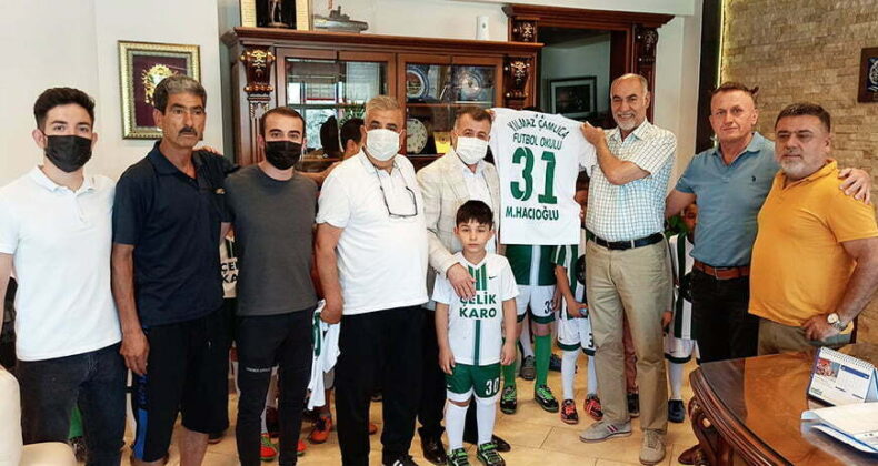 Yılmaz Çamlıca Futbol Okulu yönetiminden Başkan Hacıoğlu ve Oda Başkanlarına nezaket ziyareti