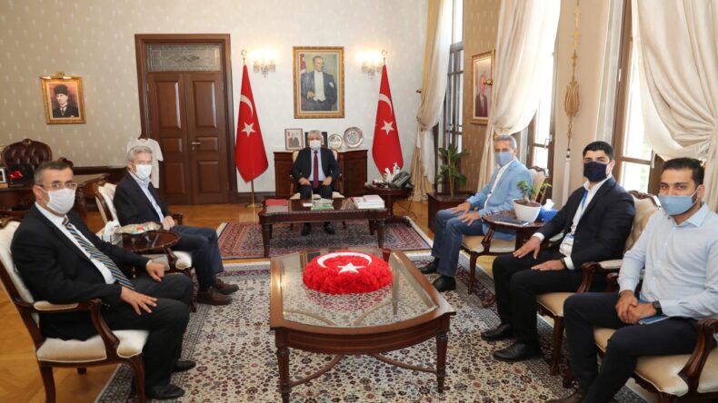 Vali Doğan BM Suriye Krizi Bölgesel İnsani Yardım Koordinatörü Muhannad Hadi’yi kabul etti.
