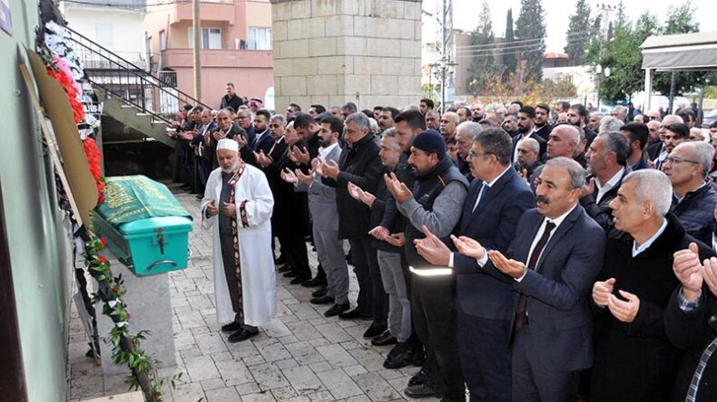 Reyhanlı eski belediye başkanı Fevzi Tecirli yaşamını yitirdi