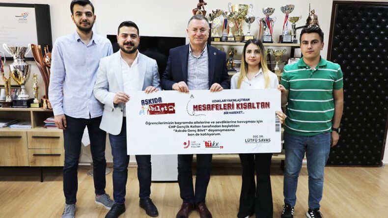 BAŞKAN SAVAŞ’TAN GENÇLERE ANLAMLI DESTEK