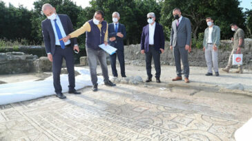 Vali Doğan Kazı Alanını İnceledi