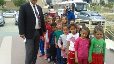 Karadeniz İlkokulu Öğrencilerine Gezi Turu