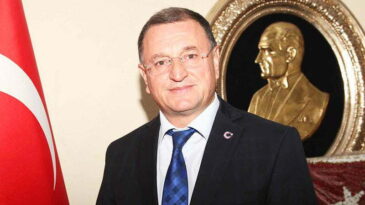 BAŞKAN SAVAŞ’IN REYHANLI’NIN DÜŞMAN  İŞGALİNDEN  KURTULUŞ MESAJI