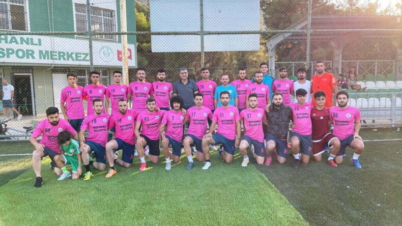 Kaymakam Öztürk Reyhanlısporu Ziyaret Etti