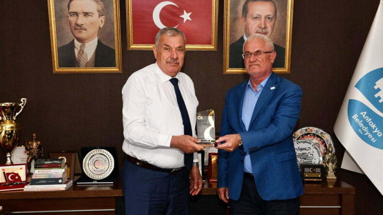 KURTULUŞ CADDESİ SOKAK SAĞLIKLAŞTIRMA PROJESİ İLE ÖDÜL ALDI
