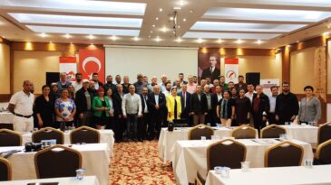 YEREL BASININ SORUNLARI KEMER’DE MASAYA YATIRILDI