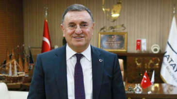 “HATAY’A GÖZ DİKMEK KİMSENİN HADDİ DEĞİLDİR!”