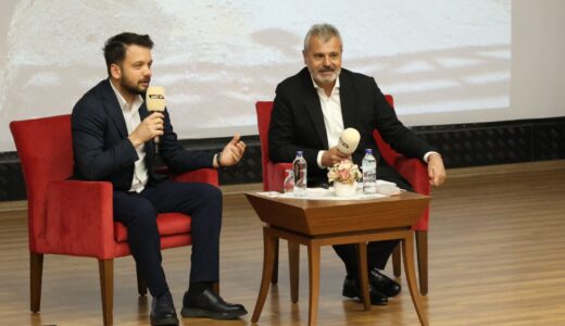BAŞKAN ÖNTÜRK TÜGVA İHTİSAS AKADEMİ’DE GENÇLERLE BULUŞTU