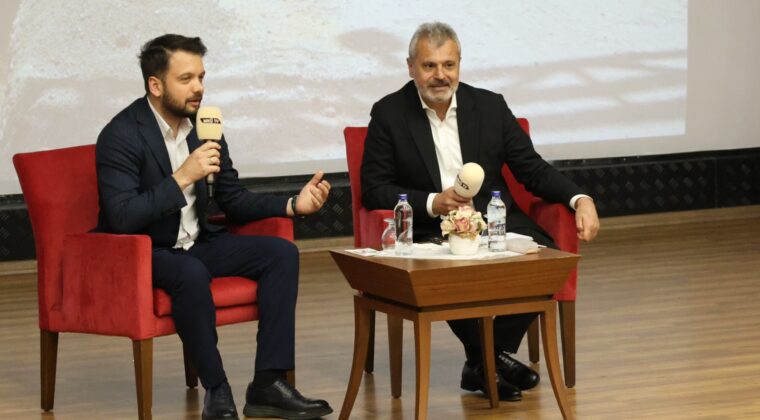 BAŞKAN ÖNTÜRK TÜGVA İHTİSAS AKADEMİ’DE GENÇLERLE BULUŞTU