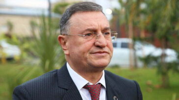 HALKA HİZMET İÇİN  ÇOK ÇALIŞIYORUZ