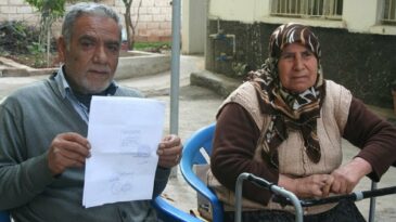 Kıbrıs’a Alınmayan Yaşlı Adamın Evlat-Torun Hasreti